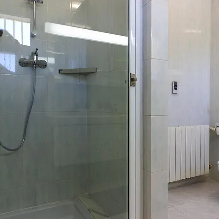 Ref 147) 10 Persons Villa Calpe