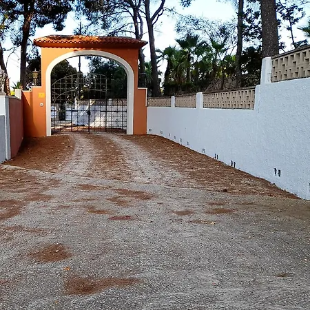 Ref 147) 10 Persons * Calpe