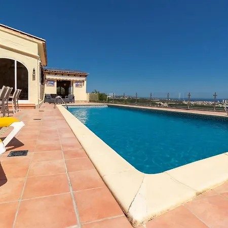 Ref 147) 10 Persons *